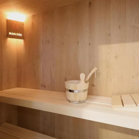 Semesterbostad Amazing In Lembruch-duemmer With Sauna